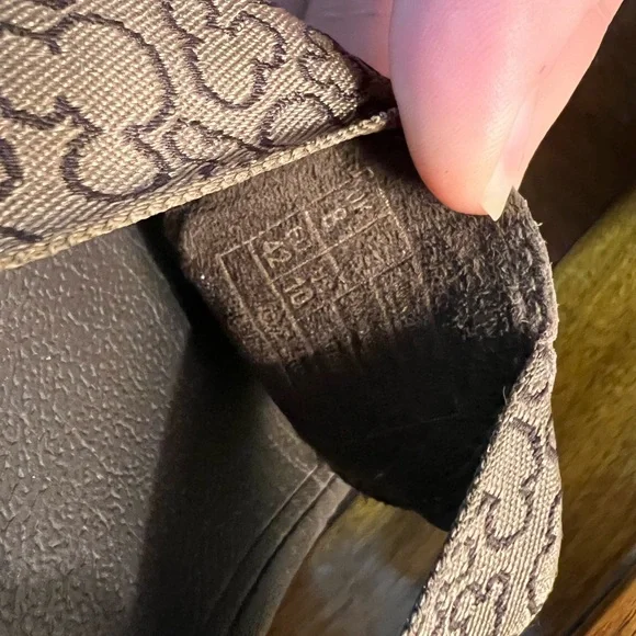 FITFLOP Swirl Disney Mickey Mouse Faux Leather Toe Thongs Women's Size 10 - Picture 10 of 10